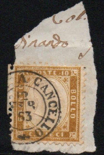 Regno VITTORIO EMANUELE III - 1862 - 10 cent bistro Catalogo Sassone 1. Annullato su piccolo frammento.Primi giorni d'uso. Firmato Merone.