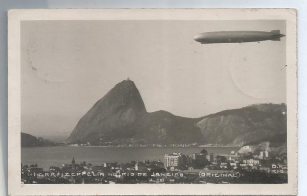 Zeppelin Cartolina viaggiata dal Brasile con foto dello Zeppelin in volo